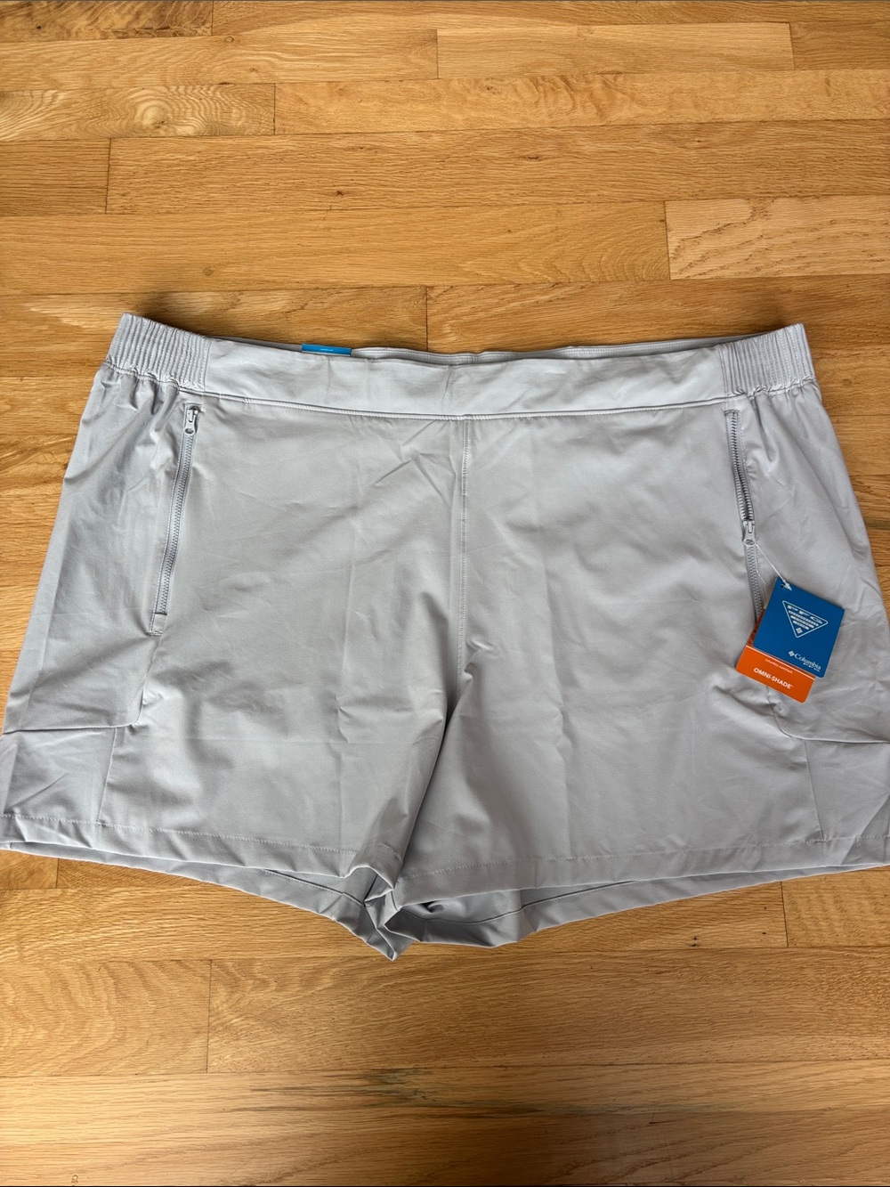 NWT Columbia Women’s Tidal III Shorts 3XL Light Gray PFG UPF 50
